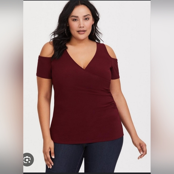 Torrid Cold Shoulder Top - Picture 1 of 4